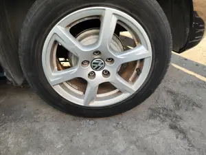 Foto de LLANTA VOLKSWAGEN POLO V (6R1) 1.2  (60 CV / 44 KW) referencia 6Q0601027AK03C