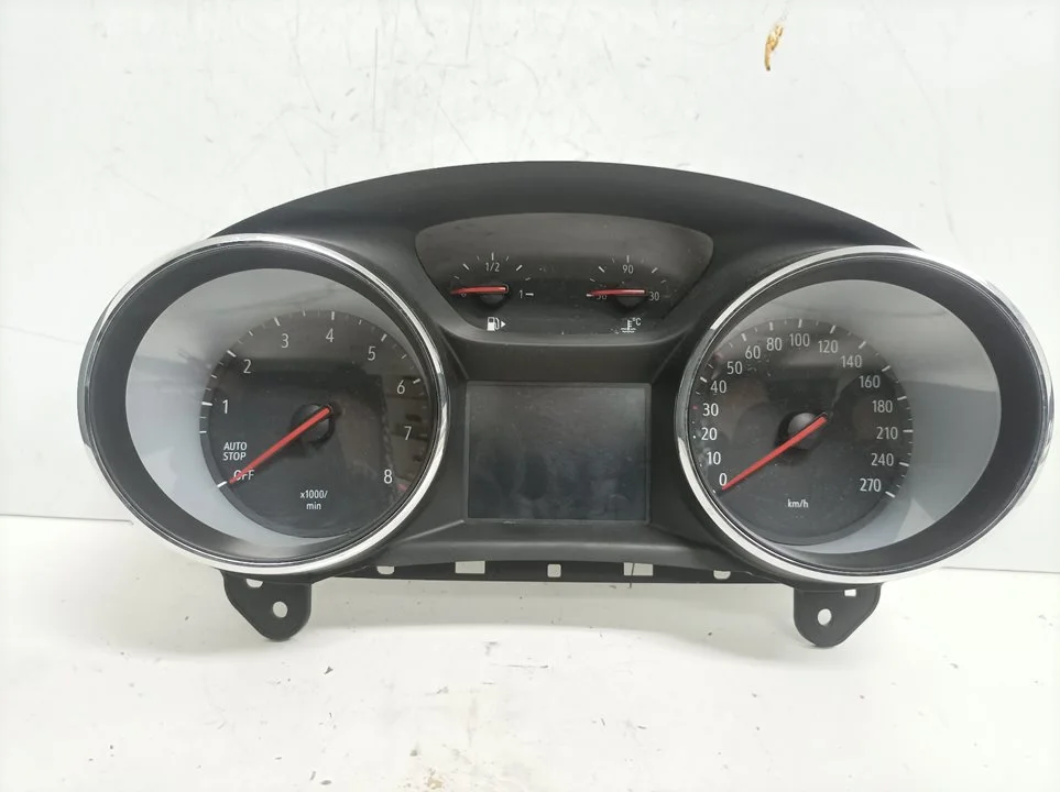 Foto de CUADRO INSTRUMENTOS OPEL ASTRA K BERLINA 5P 1.4 16V SIDI Turbo (125 CV / 92 KW) referencia 39060520