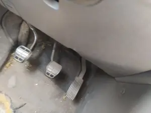Foto de PEDAL ACELERADOR MITSUBISHI COLT CZ3 BERL. 5 (Z30A) 1.1 CAT (75 CV / 55 KW)