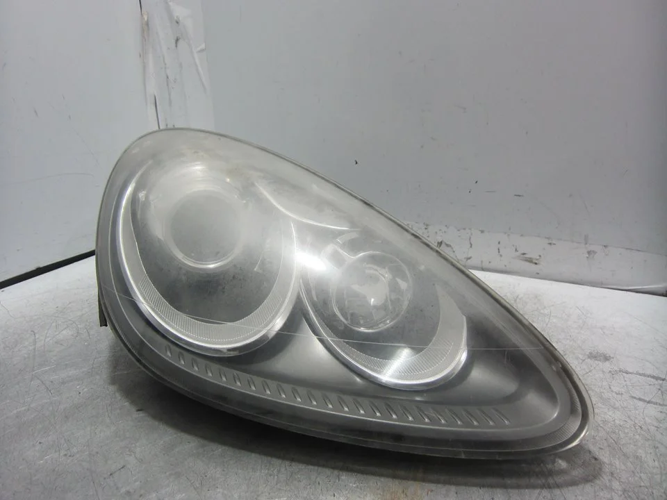Foto de FARO DERECHO PORSCHE CAYENNE (TIPO 92A) 4.8 V8 CAT (400 CV / 294 KW) referencia 7P5941032P