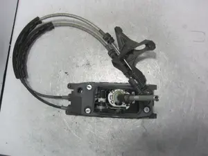 Foto de PALANCA CAMBIO SEAT LEON (5F1) 1.6 TDI (105 CV / 77 KW) referencia 5Q0711049AP