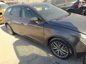 Foto de LUNA TRASERA DERECHA SEAT LEON ST 5F8 1.6 TDI (105 CV / 77 KW) referencia 5F9845026