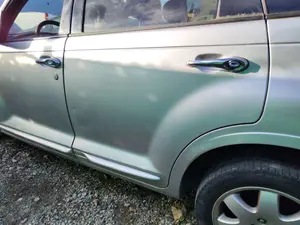 Foto de PUERTA TRASERA IZQUIERDA CHRYSLER PT CRUISER 2.2 CRD CAT (121 CV / 89 KW) referencia 05015897AF