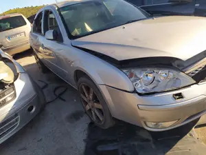 Foto de BIELETA ESTABILIZADORA DELANTERA DERECHA FORD MONDEO BERLINA (GE) 2.0 TDCi CAT (131 CV / 96 KW) referencia 2604904