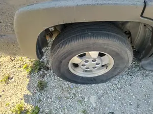 Foto de PINZA DE FRENO TRASERA DERECHA GENERAL MOTORS CHEVROLET TAHOE 5.3 V8 CAT (273 CV / 201 KW)