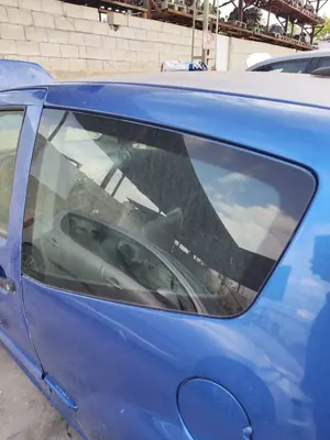 Foto de LUNA CUSTODIA TRASERA IZQUIERDA CITROEN C2 1.1  (60 CV / 44 KW)