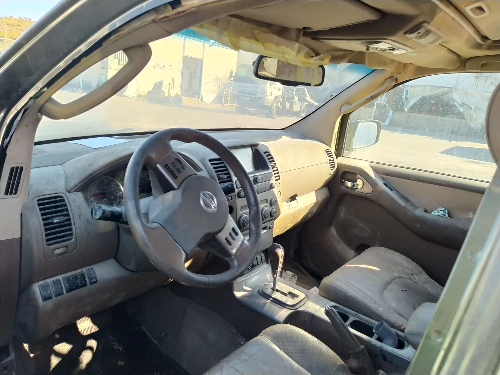 Foto de ASIDERO TECHO DELANTERO IZQUIERDO NISSAN PATHFINDER (R51) 2.5 dCi Diesel CAT (171 CV / 126 KW) referencia 739405X10C