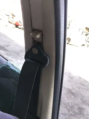 Foto de CINTURON SEGURIDAD DELANTERO IZQUIERDO CITROEN C3