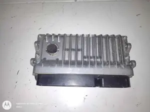 Foto de CENTRALITA MOTOR UCE TOYOTA YARIS (XP13) Híbrido 74 kW (1.5 Ltr. - 55 kW 16V) (101 CV / 74 KW) referencia 896610U230