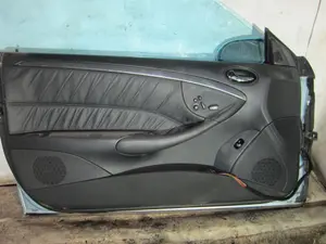 Foto de GUARNECIDO PUERTA DELANTERA IZQUIERDA MERCEDES-BENZ CLK (BM 209) CABRIO 3.2 V6 18V CAT (218 CV / 160 KW) referencia A2097202951 FKZ