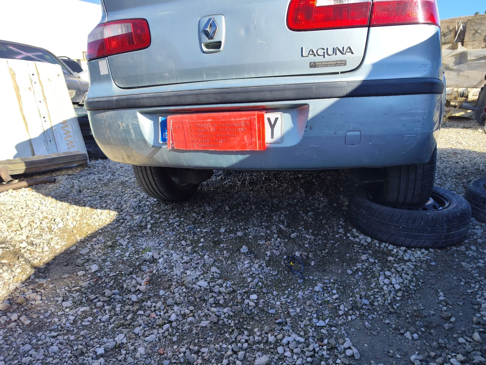 Foto de PARAGOLPES TRASERO RENAULT LAGUNA II (BG0) 1.8 CAT (120 CV / 88 KW) referencia 7701206438