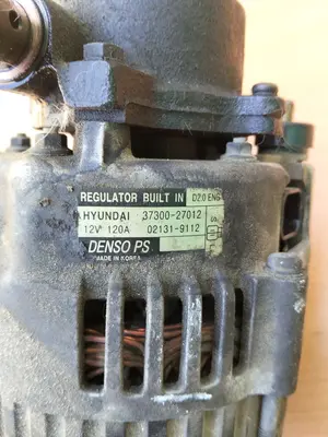 Foto de ALTERNADOR HYUNDAI TUCSON (JM) referencia 3730027012 foto 2