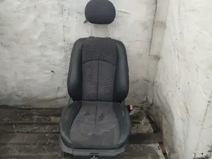 Foto de ASIENTO DELANTERO DERECHO MERCEDES-BENZ CLS (BM 219) 3.0 CDI CAT (224 CV / 165 KW)