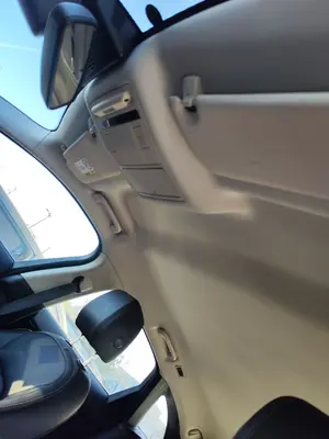 Foto de TECHO INTERIOR JAGUAR F-PACE 3.0 V6 Diesel CAT (301 CV / 221 KW) referencia T4A3007PVJ
