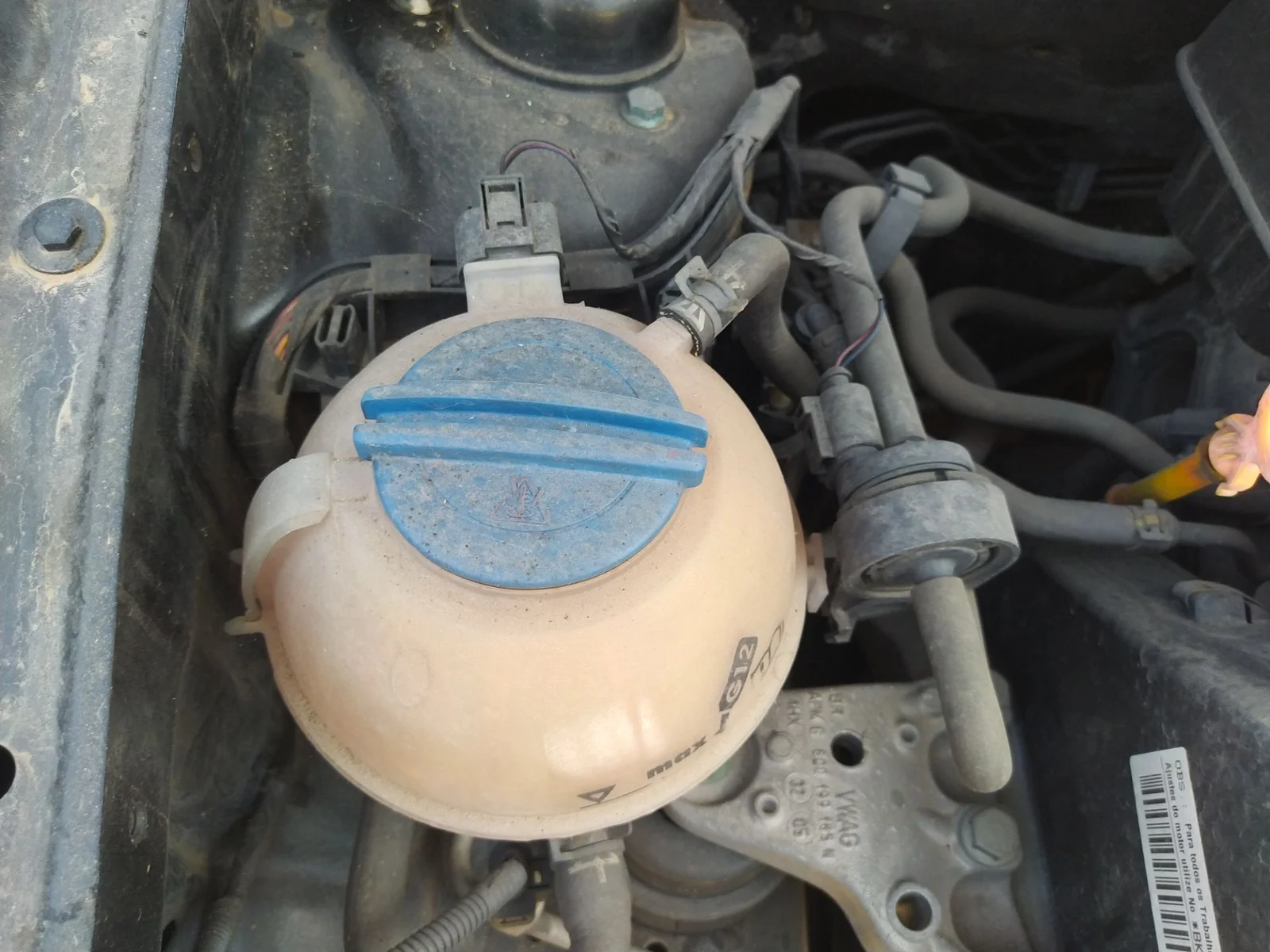 Foto de COMPRESOR AIRE ACONDICIONADO VOLKSWAGEN FOX (5Z1)(04.2005) 1.4 (75 CV / 55 KW) referencia 6Q0820808F