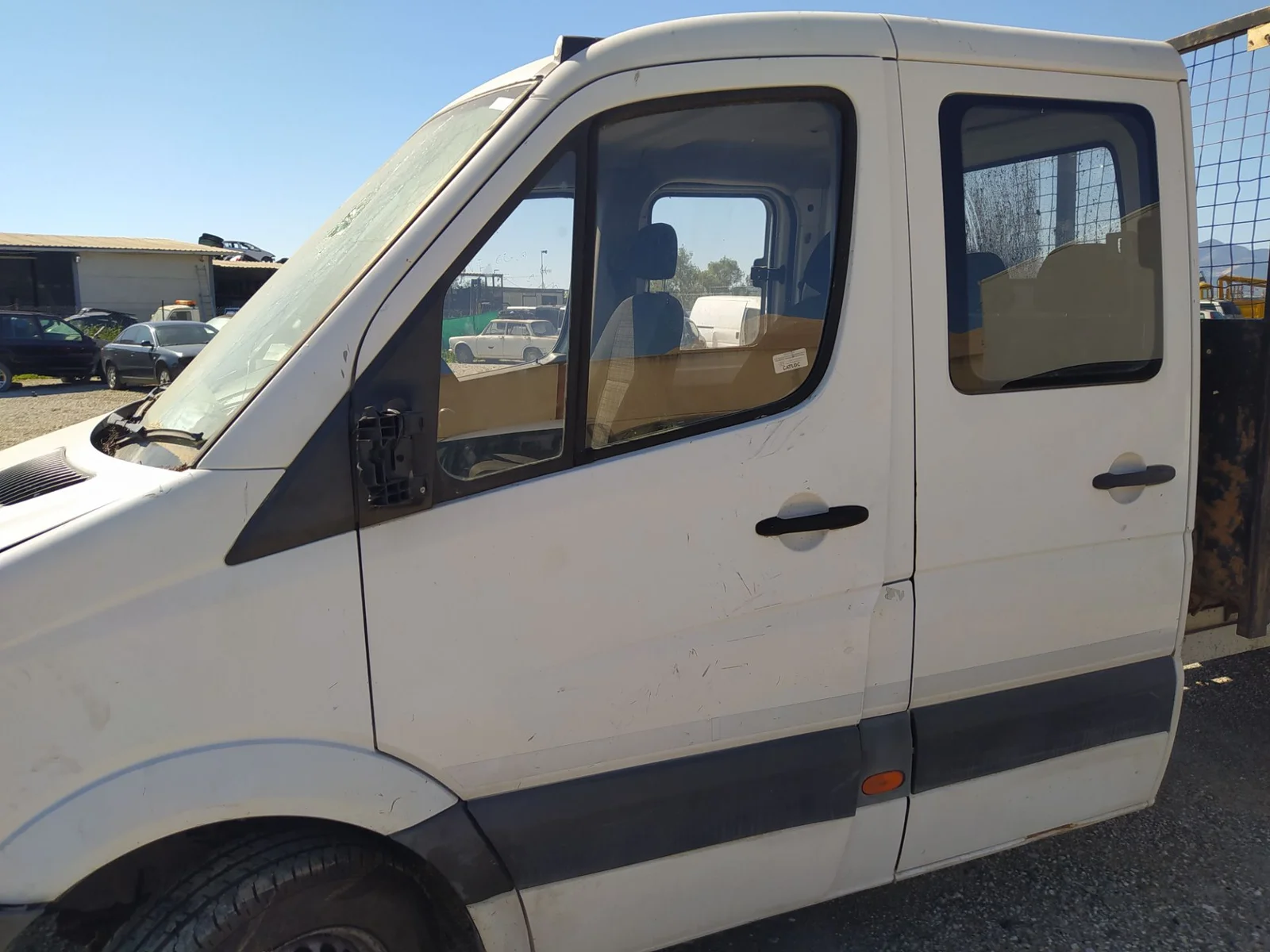 Foto de PUERTA DELANTERA IZQUIERDA MERCEDES-BENZ SPRINTER II CAMIÓN DOKA 2.1 CDI CAT (129 CV / 95 KW) referencia A9067200005