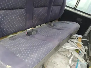 Foto de ENGANCHE CINTURON TRASERO CENTRAL PEUGEOT EXPERT FURGÓN COMFORT (1995) 2.0 HDi (109 CV / 80 KW)