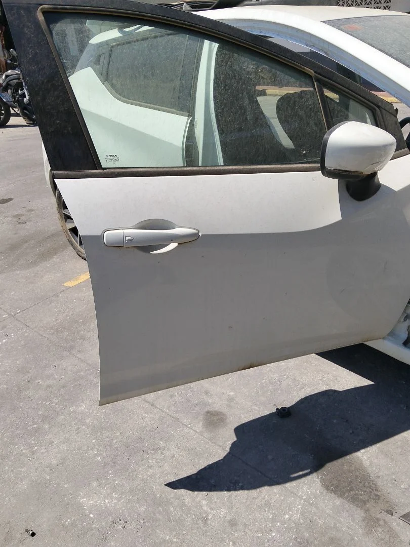 Foto de PUERTA DELANTERA DERECHA NISSAN MICRA (K14) 1.0 12V CAT (71 CV / 52 KW) referencia 801005FA5J