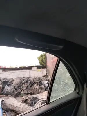 Foto de ASIDERO TECHO TRASERO DERECHO MERCEDES-BENZ CLASE E (BM 210) BERLINA referencia A2108101651 FKZ