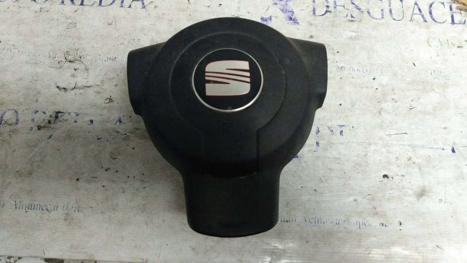 Foto de AIRBAG DELANTERO IZQUIERDO SEAT CORDOBA BERLINA (6L2) 1.4 16V (101 CV / 74 KW) referencia W06L0880201K