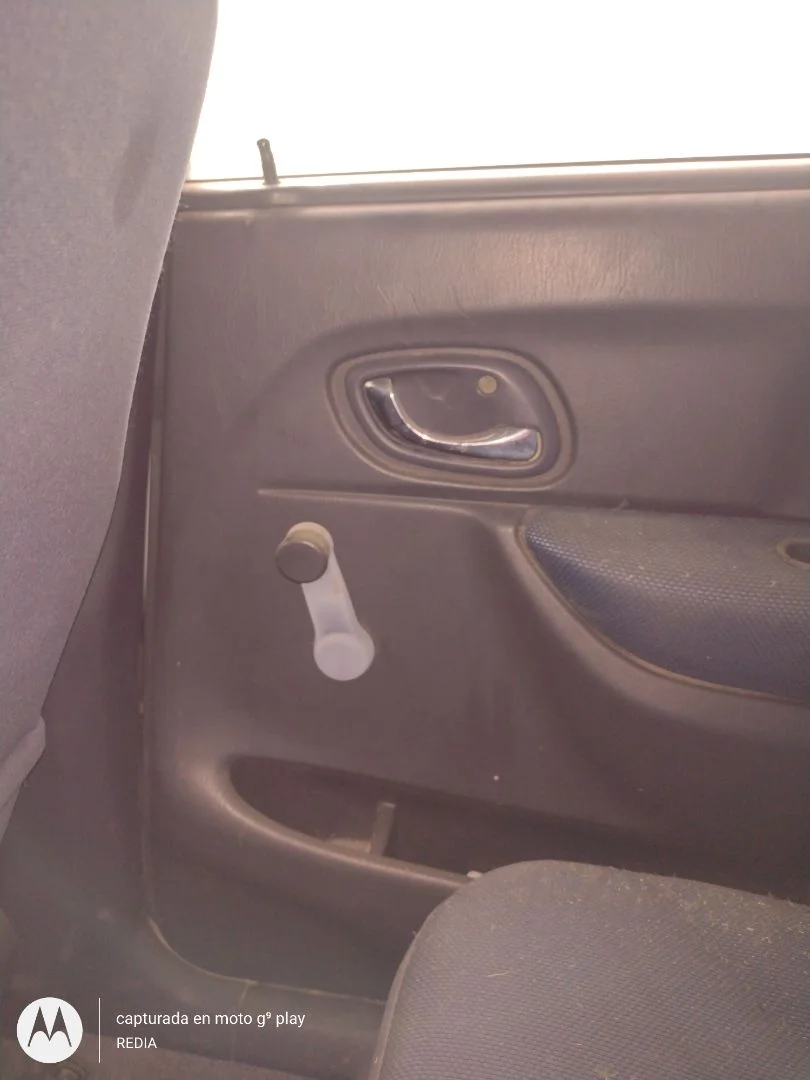 Foto de MANETA INTERIOR TRASERA DERECHA SUZUKI IGNIS (RG/FH) 1.3 CAT (83 CV / 61 KW) referencia 83103-75G01-P4Z