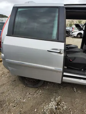 Foto de PUERTA TRASERA DERECHA CITROEN C8 2.0 HDi CAT (RHK / DW10UTED4) (120 CV / 88 KW) referencia 9008N5