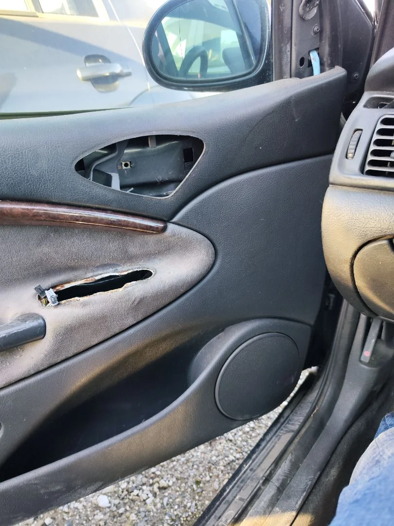 Foto de ELEVALUNAS DELANTERO IZQUIERDO CITROEN C5 BERLINA 2.0 HDi (109 CV / 80 KW) referencia 9221J6