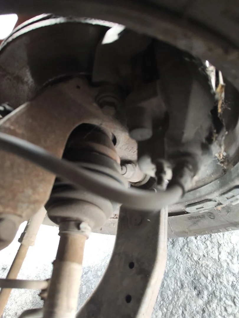 Foto de PINZA DE FRENO DELANTERA IZQUIERDA FORD FOCUS BERLINA (CAP) 1.6 TDCi CAT (90 CV / 66 KW) referencia 1682876