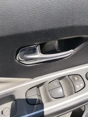 Foto de MANETA INTERIOR DELANTERA IZQUIERDA NISSAN MICRA (K14) 1.0 12V CAT (71 CV / 52 KW) referencia 806715FA5A