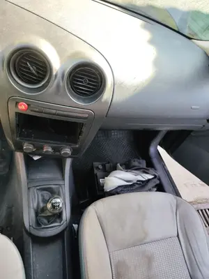 Foto de CONSOLA CENTRAL SEAT IBIZA (6L1) 1.9 TDI (101 CV / 74 KW)
