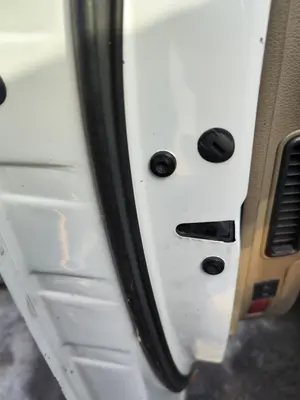 Foto de CERRADURA PUERTA DELANTERA IZQUIERDA AUDI Q7 (4L) 3.0 V6 24V TDI (233 CV / 171 KW) referencia 8J1837015A