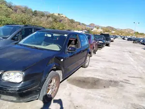 Foto de BIELETA ESTABILIZADORA DELANTERA IZQUIERDA VOLKSWAGEN GOLF IV BERLINA (1J1)(10.1997) 1.6 16V (105 CV / 77 KW) referencia 1J0411315K