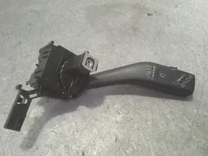 Foto de MANDO LIMPIA VOLKSWAGEN GOLF VI (5K1)(10.2008) 2.0 TDI DPF (170 CV / 125 KW) referencia 1K0953519H
