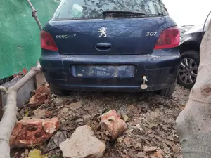 Foto de PARAGOLPES TRASERO PEUGEOT 307 (S1)(04.2001) 1.6 16V CAT (109 CV / 80 KW) referencia 7410Q6