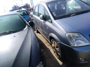 Foto de BIELETA ESTABILIZADORA DELANTERA DERECHA OPEL MERIVA 1.7 16V CDTI (101 CV / 74 KW) referencia 90496116