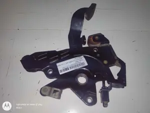 Foto de PEDAL FRENO MERCEDES-BENZ VITO KOMBI (639) referencia A6394201384 foto 3