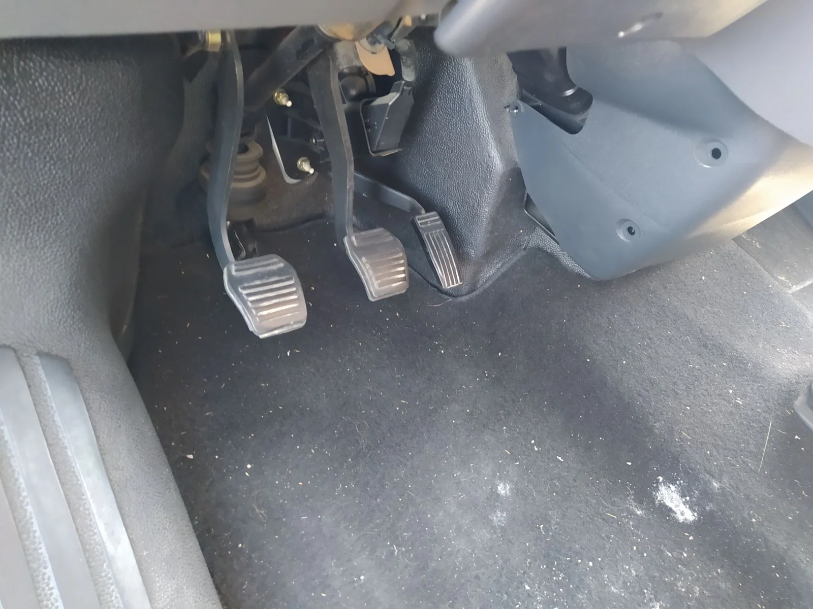 Foto de PEDAL EMBRAGUE FORD TRANSIT CAJA ABIERTA (FY) 2.4 TDE CAT (120 CV / 88 KW)