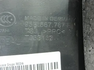 Foto de MOLDURAS TRASERAS PORSCHE MACAN (95BA) referencia 95B867767F foto 3