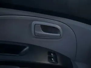 Foto de MANETA INTERIOR DELANTERA IZQUIERDA KIA PICANTO (SA) 1.1 CAT (65 CV / 48 KW) referencia 8261007000NL