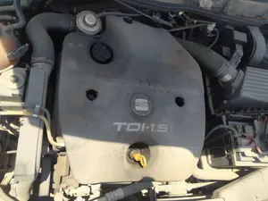 Foto de ALTERNADOR SEAT LEON (1M1) 1.9 TDI (90 CV / 66 KW) referencia 038903018QV