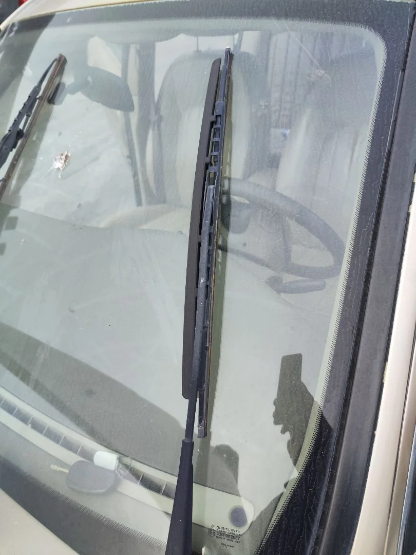 Foto de BRAZO LIMPIA DELANTERO IZQUIERDO JAGUAR X-TYPE 2.1 V6 24V CAT (156 CV / 115 KW) referencia C2S  1706
