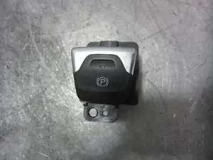 Foto de FRENO DE MANO ELECTRICO FIAT 500X (334) 2.0 16V Multijet CAT (140 CV / 103 KW) referencia 07356123300