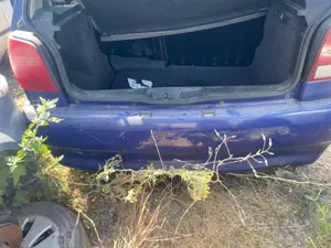 Foto de PARAGOLPES TRASERO VOLKSWAGEN POLO III (6N1) 1.4  (60 CV / 44 KW)