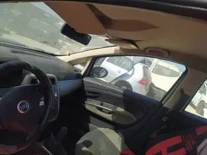 Foto de CINTURON SEGURIDAD DELANTERO DERECHO FIAT GRANDE PUNTO (199) 1.3 16V JTD CAT (75 CV / 55 KW) referencia 0735489520