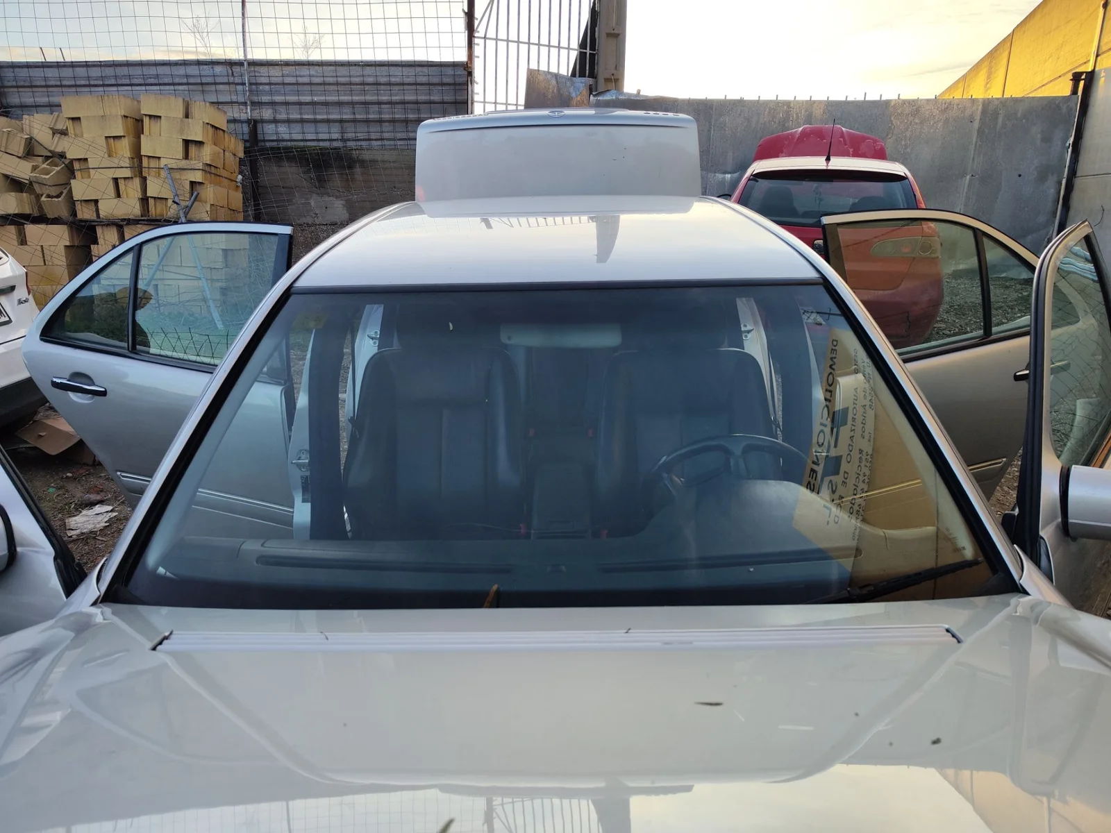 Foto de PARABRISAS MERCEDES-BENZ CLASE E (BM 210) BERLINA 3.0 Turbodiesel CAT (177 CV / 130 KW) referencia A2106711210