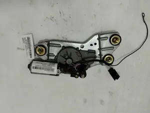 Foto de MOTOR LIMPIA TRASERO FORD FOCUS FAMILIAR (CAK) 1.6 16V CAT (101 CV / 74 KW) referencia 0390201552