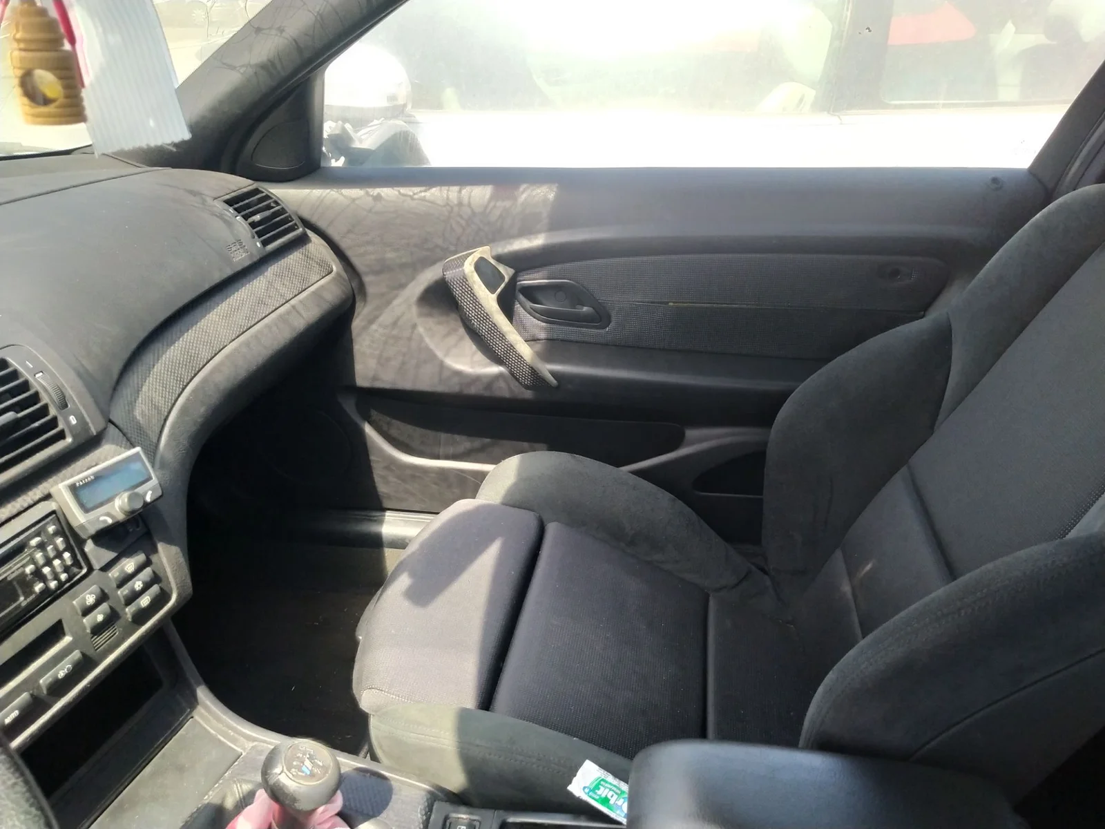 Foto de MANETA INTERIOR DELANTERA DERECHA BMW SERIE 3 COMPACTO (E46) 1.8 16V (116 CV / 85 KW) referencia 51217002020