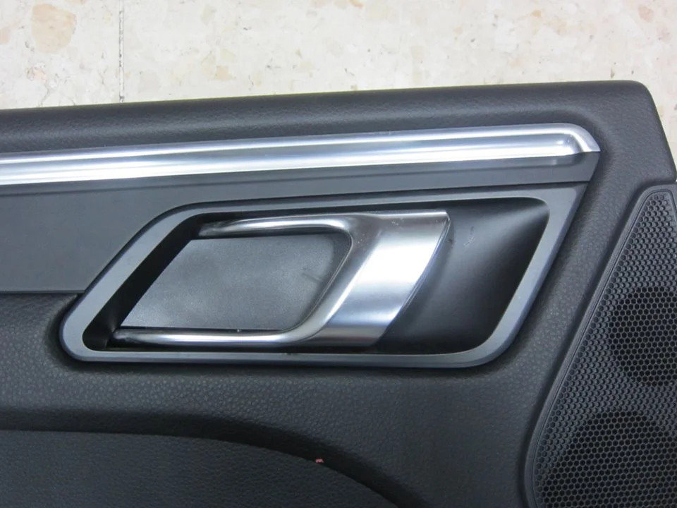Foto de MANETA INTERIOR TRASERA IZQUIERDA PORSCHE MACAN (95BA) referencia 95B837019