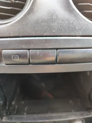 Foto de INTERRUPTOR SEAT IBIZA (6L1) 1.9 TDI (101 CV / 74 KW)