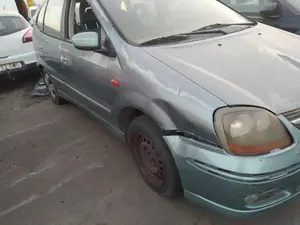 Foto de FARO ANTINIEBLA DERECHO NISSAN ALMERA TINO (V10M) 1.8 16V CAT (114 CV / 84 KW)